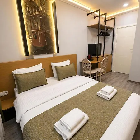 Hotel House Taksim 3*